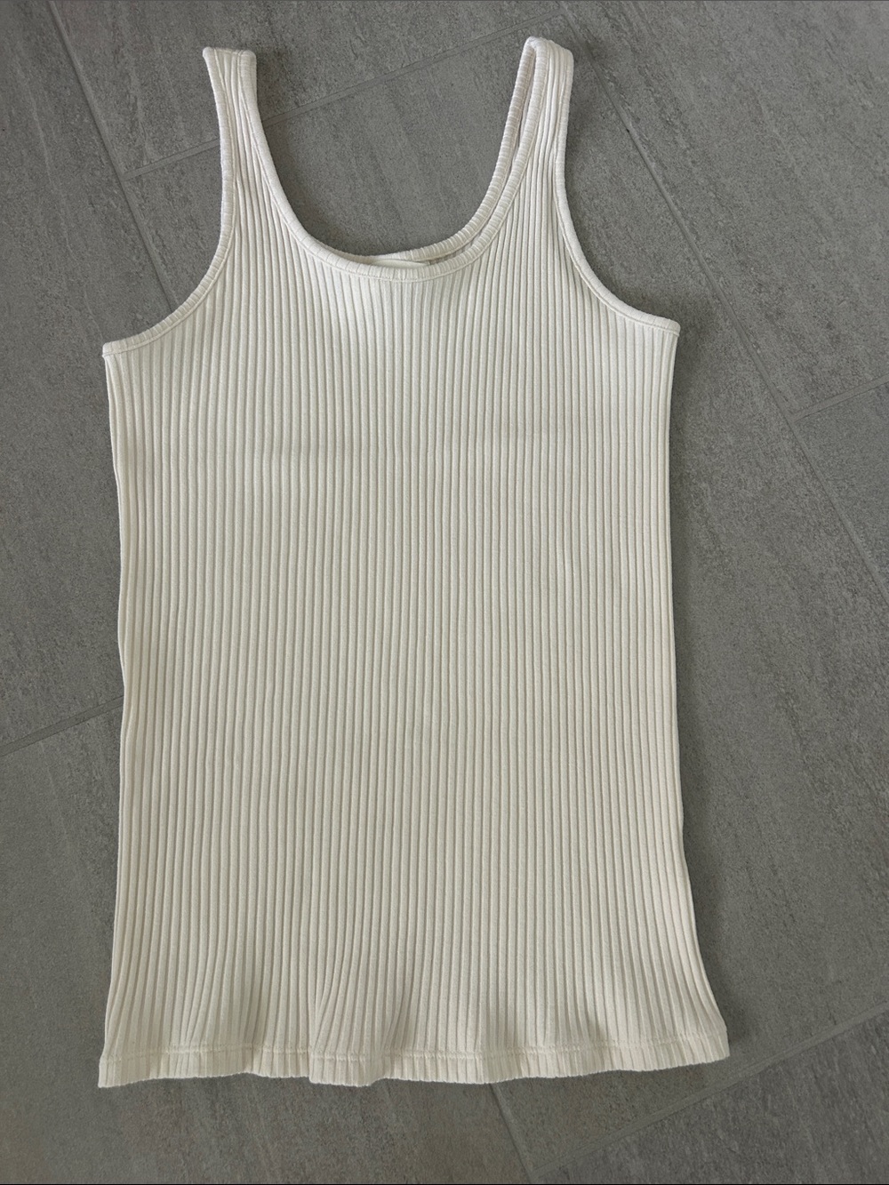 H&M Ribbed Scoop Neck Tank Top - White